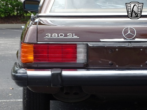 1985 Mercedes-Benz 380SL image 37