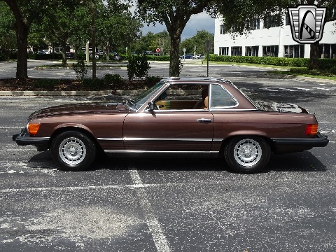 1985 Mercedes-Benz 380SL image 12