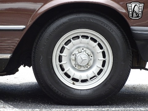 1985 Mercedes-Benz 380SL image 44