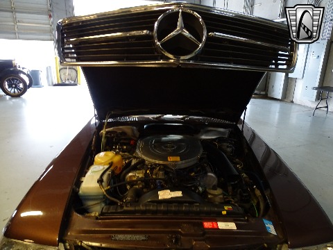 1985 Mercedes-Benz 380SL image 124