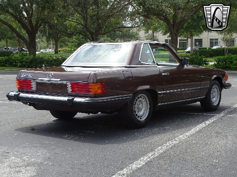 1985 Mercedes-Benz 380SL image 22