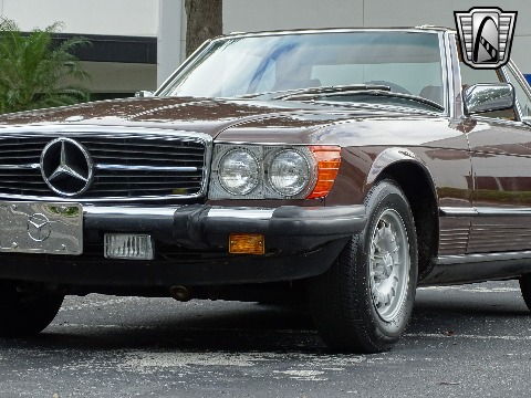 1985 Mercedes-Benz 380SL image 53