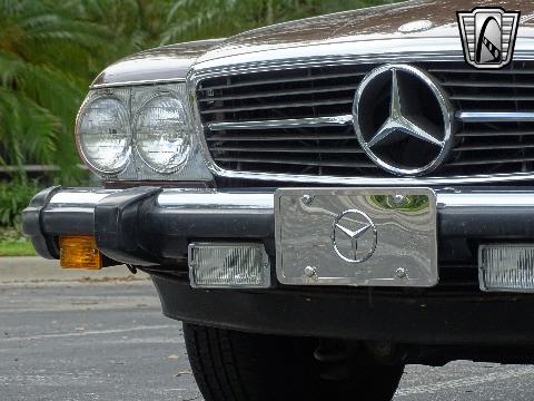 1985 Mercedes-Benz 380SL image 54