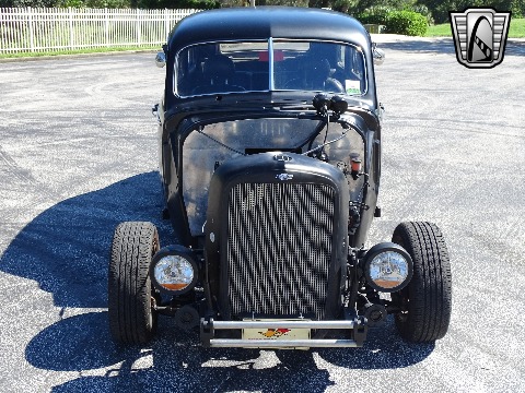 1940 Chevrolet Custom image 7