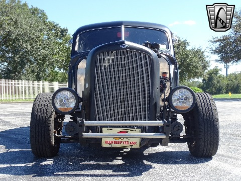 1940 Chevrolet Custom image 9