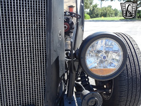 1940 Chevrolet Custom image 61