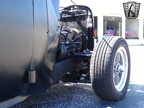 1940 Chevrolet Custom image 89