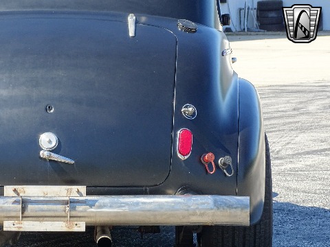 1940 Chevrolet Custom image 40