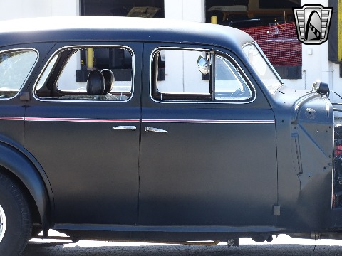 1940 Chevrolet Custom image 43