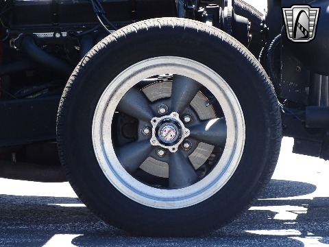 1940 Chevrolet Custom image 45