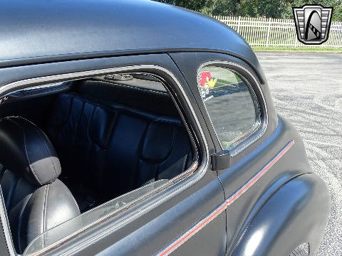 1940 Chevrolet Custom image 71