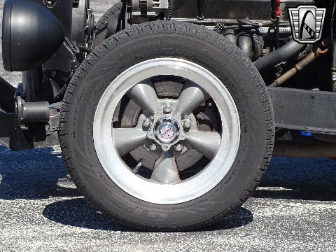 1940 Chevrolet Custom image 46