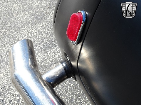 1940 Chevrolet Custom image 76