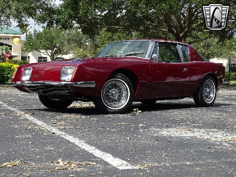 1964 Studebaker Avanti image 3