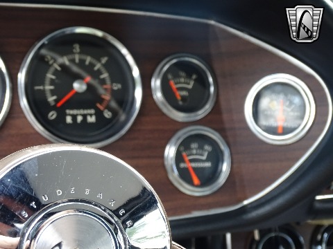 1964 Studebaker Avanti image 107