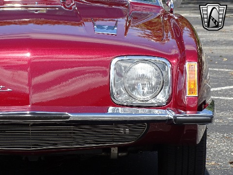 1964 Studebaker Avanti image 32