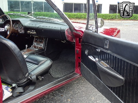 1964 Studebaker Avanti image 116