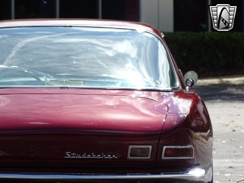 1964 Studebaker Avanti image 40