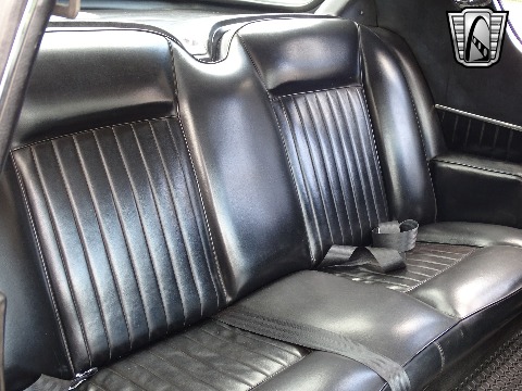 1964 Studebaker Avanti image 118