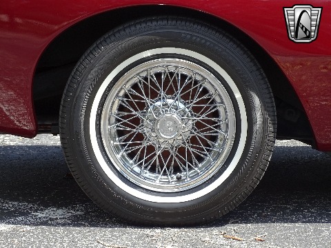 1964 Studebaker Avanti image 47