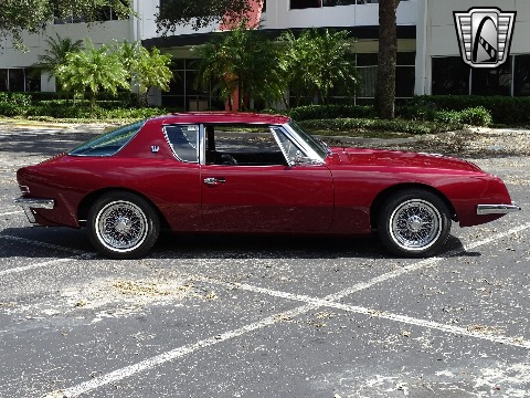 1964 Studebaker Avanti image 24