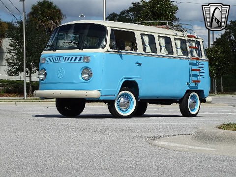 1995 Volkswagen Bus image 3