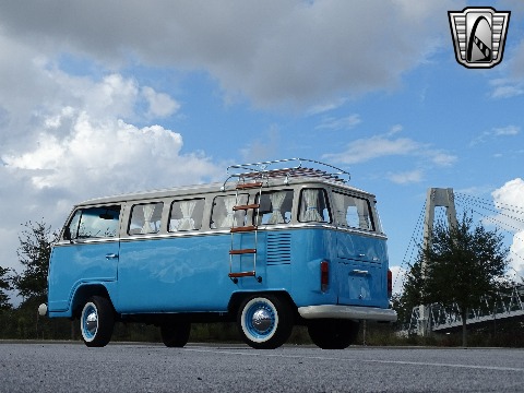 1995 Volkswagen Bus image 56