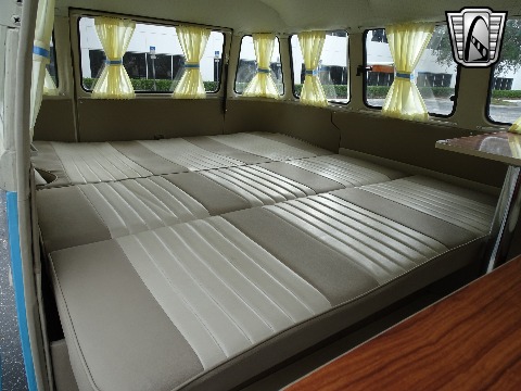 1995 Volkswagen Bus image 82