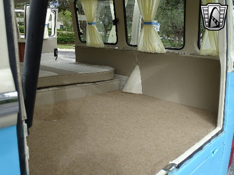 1995 Volkswagen Bus image 90