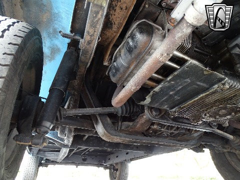 1995 Volkswagen Bus image 102