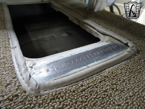 1995 Volkswagen Bus image 106