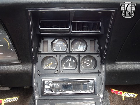 1980 Chevrolet Corvette image 100