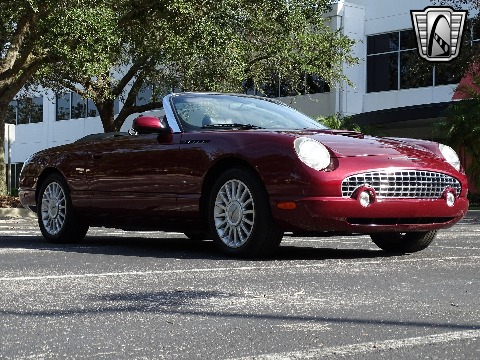2004 Ford Thunderbird image 29