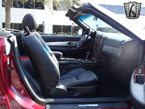 2004 Ford Thunderbird image 107