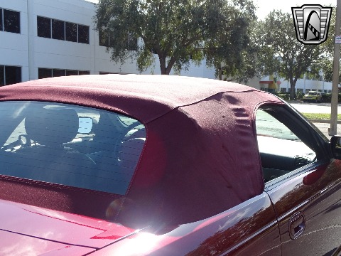 2004 Ford Thunderbird image 89