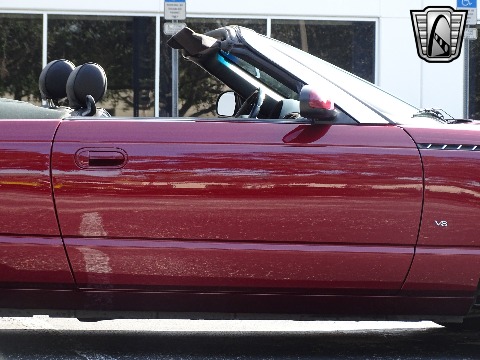 2004 Ford Thunderbird image 40