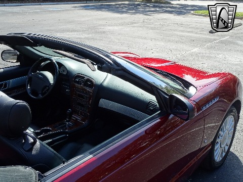 2004 Ford Thunderbird image 74