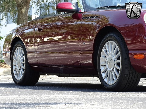 2004 Ford Thunderbird image 50