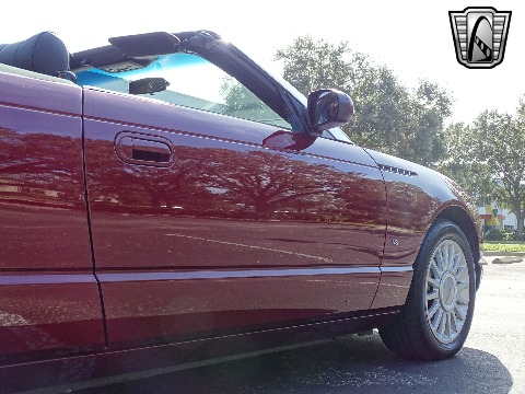 2004 Ford Thunderbird image 76