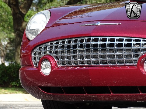 2004 Ford Thunderbird image 52