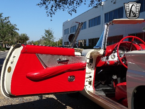 1957 Ford Thunderbird image 107