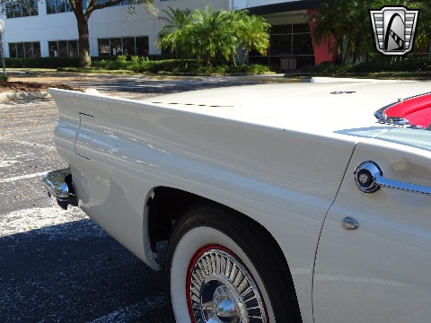1957 Ford Thunderbird image 84