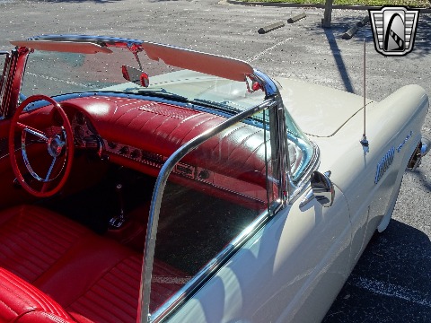 1957 Ford Thunderbird image 86