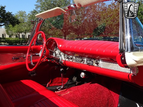 1957 Ford Thunderbird image 116