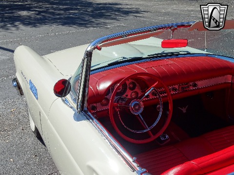 1957 Ford Thunderbird image 67