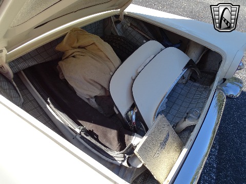 1957 Ford Thunderbird image 123