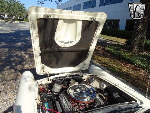 1957 Ford Thunderbird image 124