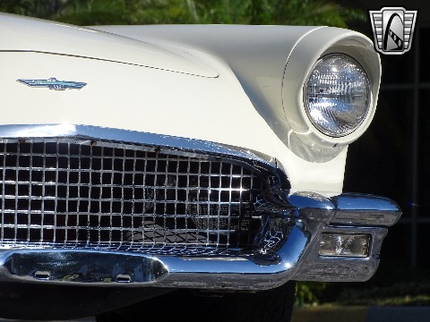 1957 Ford Thunderbird image 49