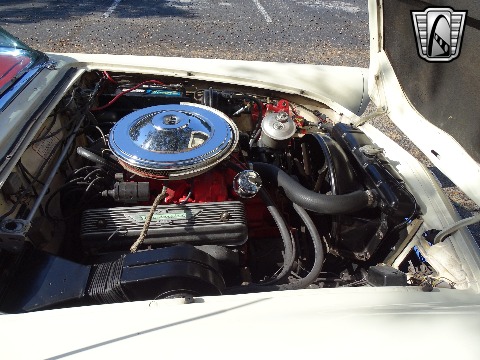 1957 Ford Thunderbird image 129