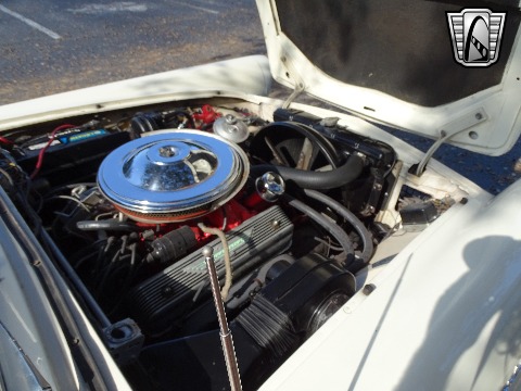 1957 Ford Thunderbird image 130